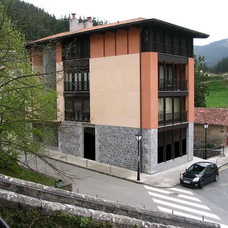 Gasthof Txomin Ostatua *